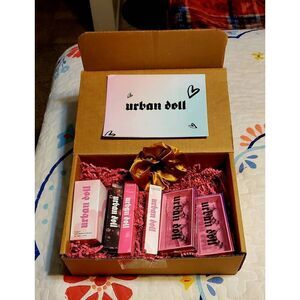 NEW IN BOX URBAN DOLL STARTER LASH SET